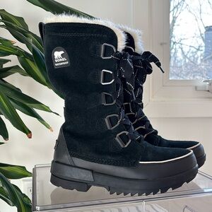 Sorel Tivoli IV Tall Women’s Waterproof Snow Boots - LIGHTLY USED